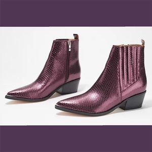 *NEW IN BOX* Marc Fisher Ulora Pointed Ankle Booties Metallic Purple / Dark Pink